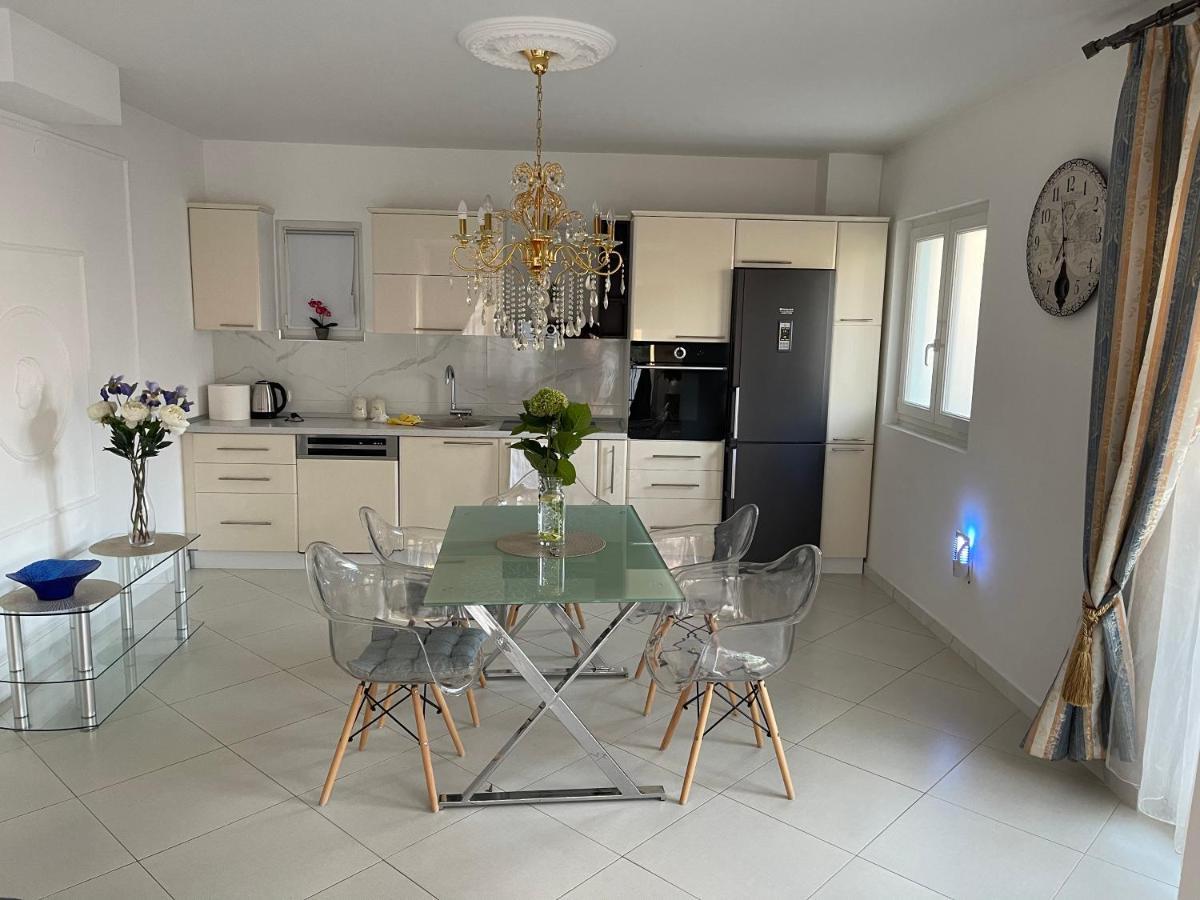 הרצג-נובי Apartmani Cirovic Luxury מראה חיצוני תמונה