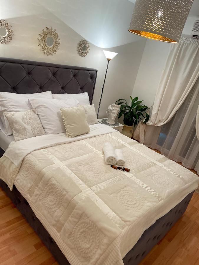הרצג-נובי Apartmani Cirovic Luxury מראה חיצוני תמונה