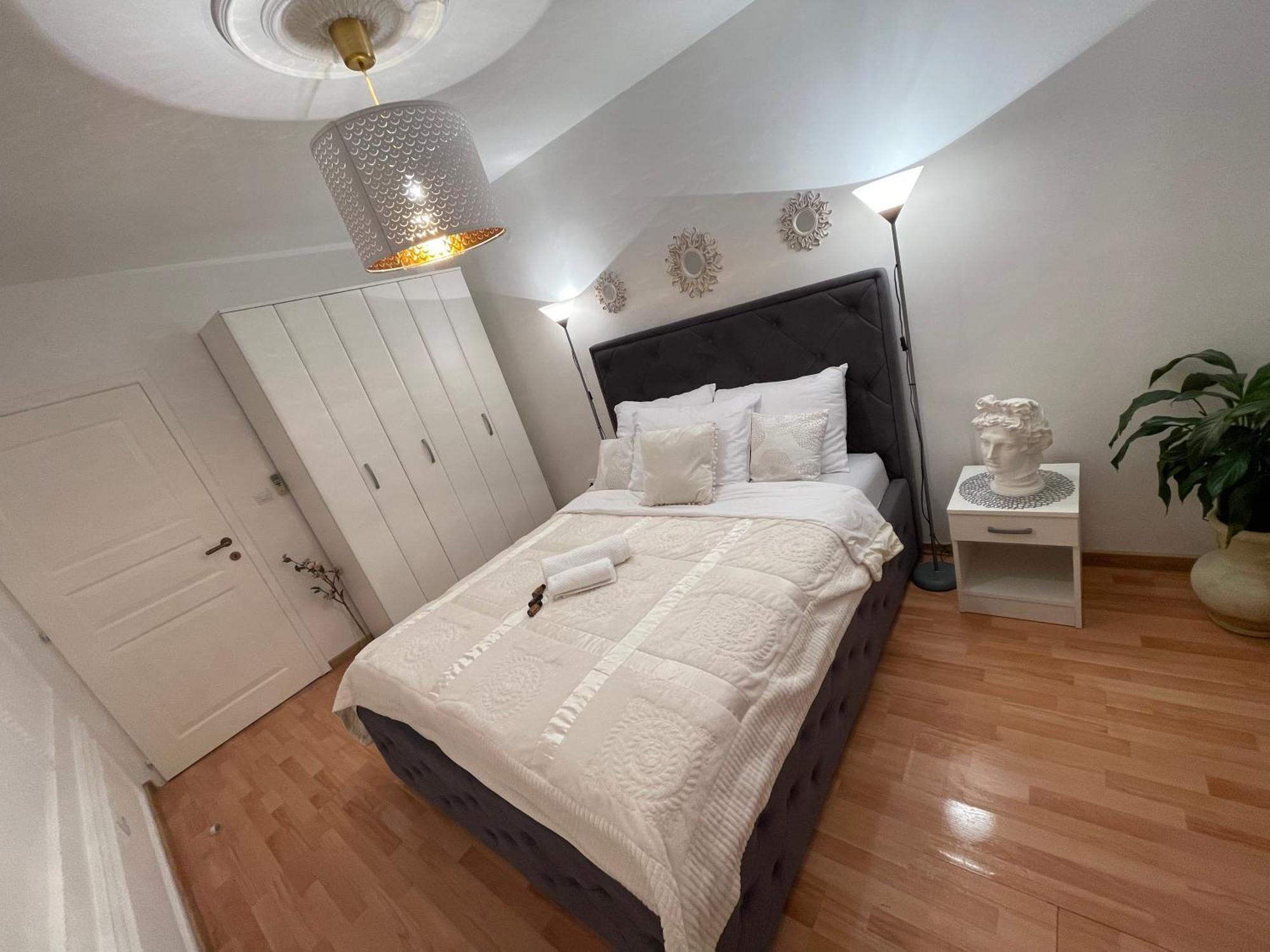 הרצג-נובי Apartmani Cirovic Luxury מראה חיצוני תמונה