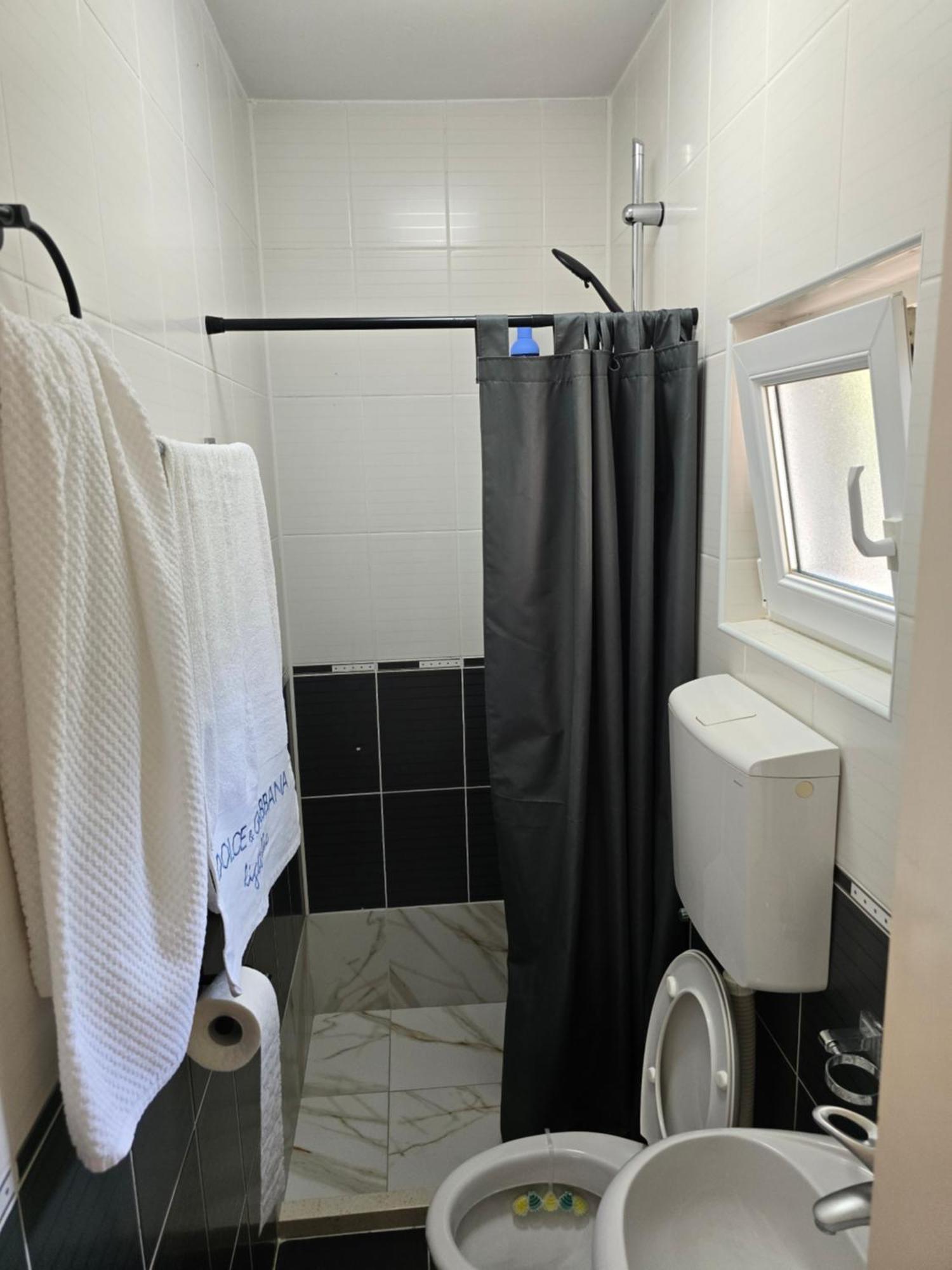 הרצג-נובי Apartmani Cirovic Luxury מראה חיצוני תמונה