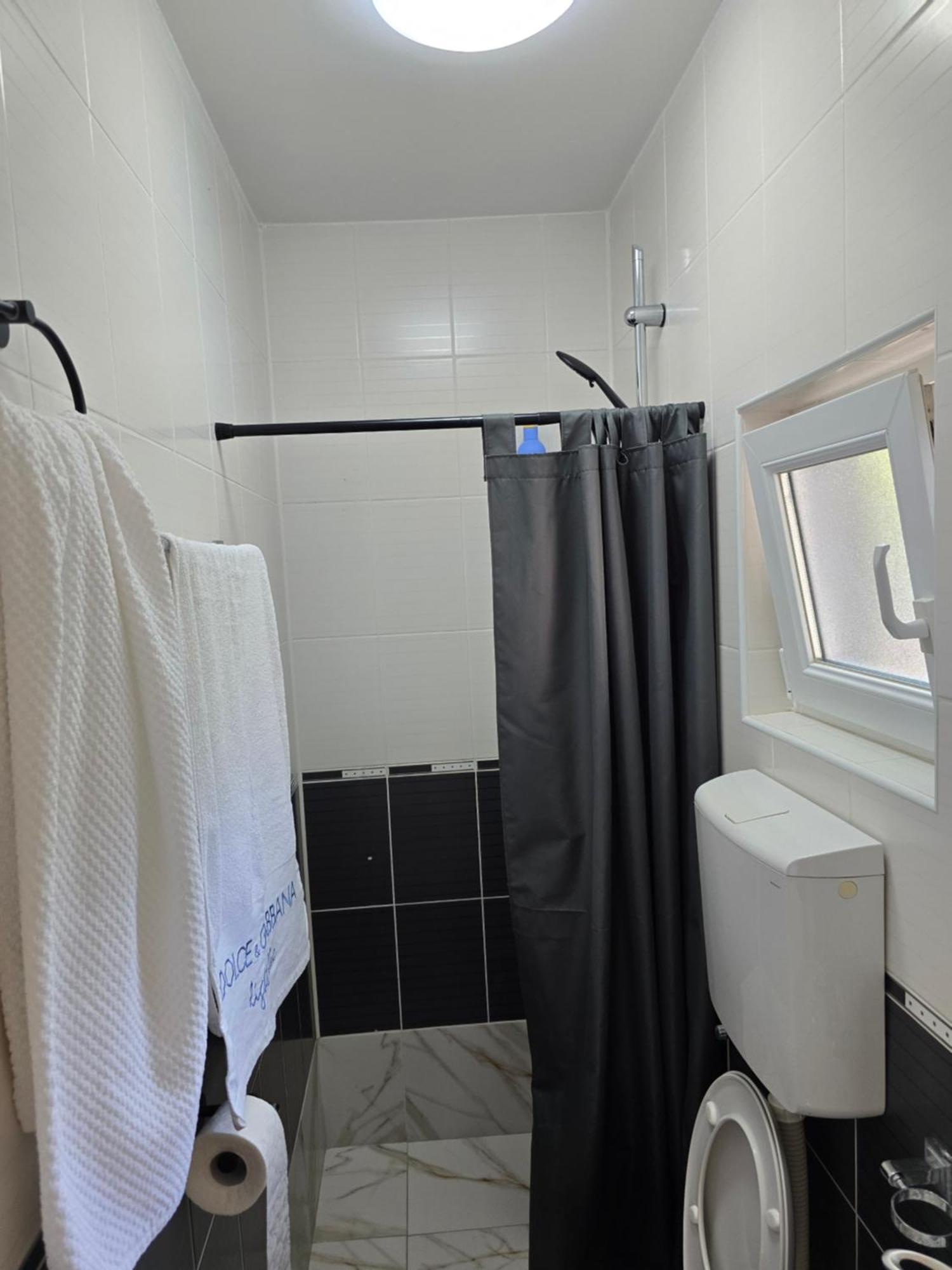 הרצג-נובי Apartmani Cirovic Luxury מראה חיצוני תמונה