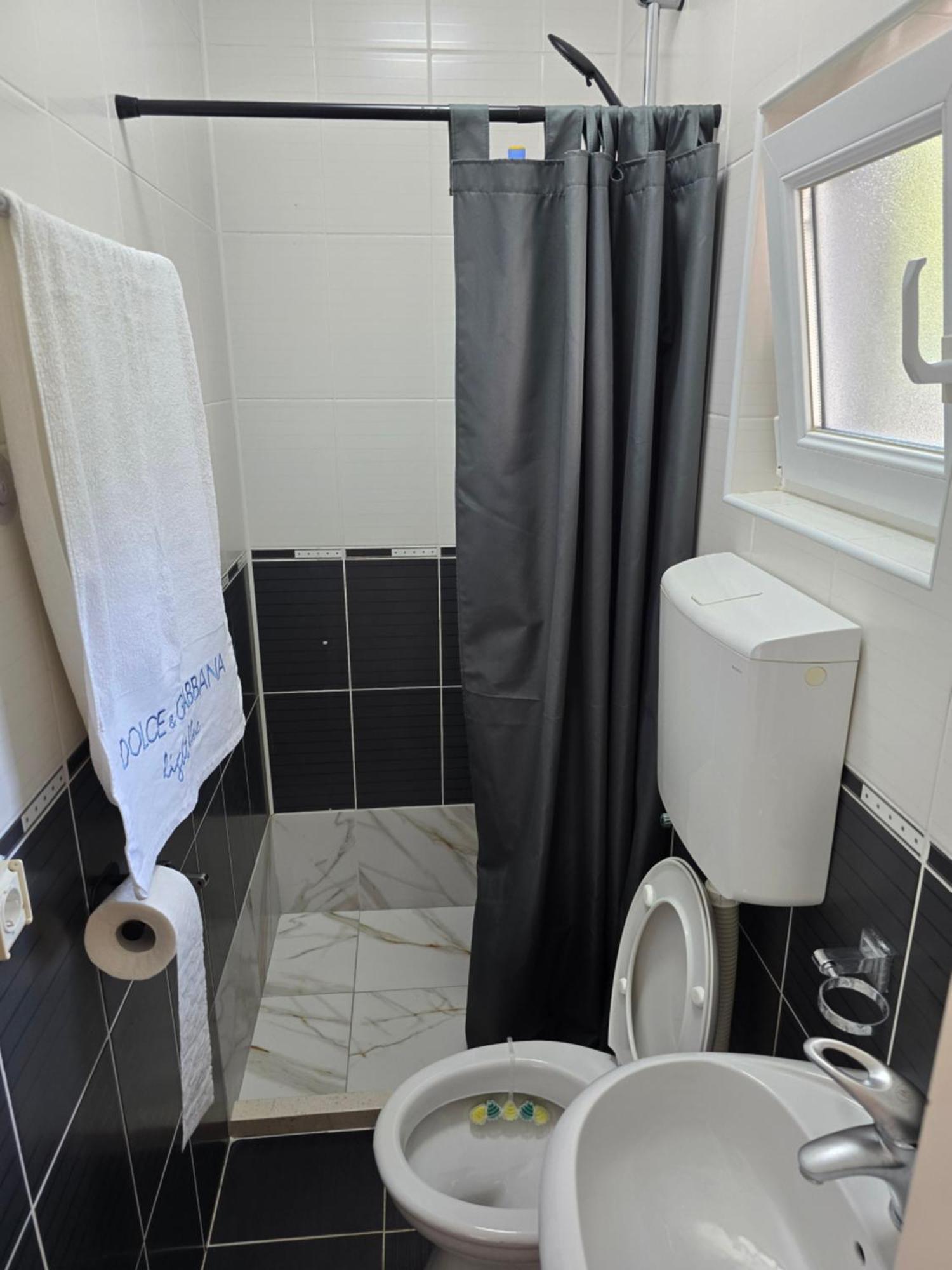 הרצג-נובי Apartmani Cirovic Luxury מראה חיצוני תמונה